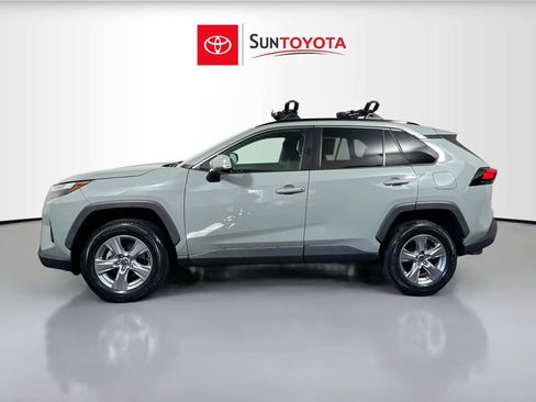 Used 2022 Toyota RAV4 XLE image 7