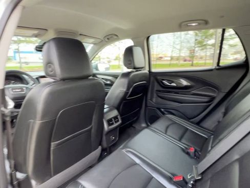 Used 2023 GMC Terrain SLT w/ Tech Package image 36