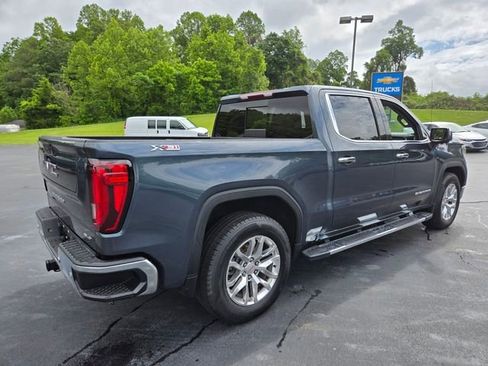 Used 2021 GMC Sierra 1500 SLT w/ SLT Premium Plus Package AWD/4WD image 8