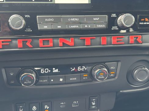 Used 2025 Nissan Frontier PRO-4X w/ Pro Premium Package AWD/4WD image 29