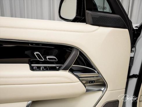 Used 2025 Land Rover Range Rover Autobiography AWD/4WD image 19