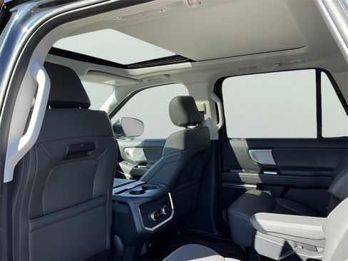 New 2025 Ford Expedition Max Active image 21