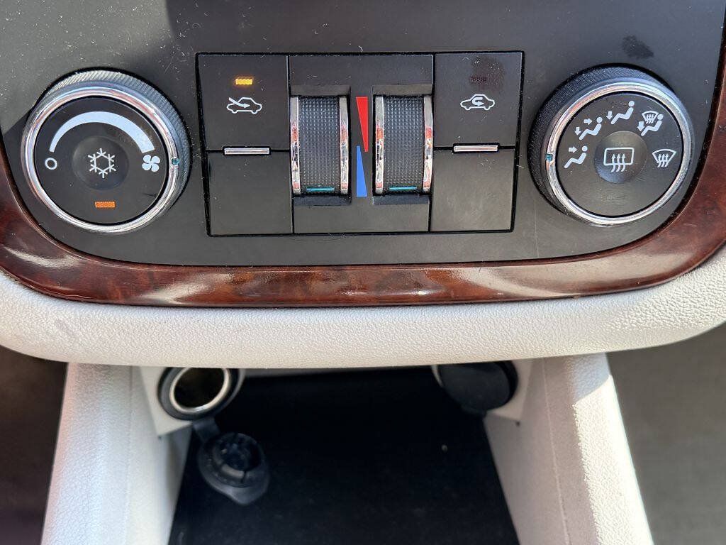 Used 2006 Chevrolet Impala LT FWD image 17