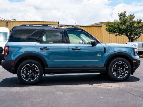 New 2026 Ford Bronco Sport Outer Banks w/ Outer Banks Tech Package+ AWD/4WD image 3