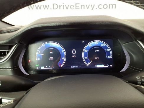 Used 2024 Jeep Grand Cherokee Altitude AWD/4WD image 18