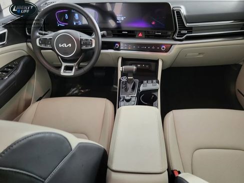 Used 2024 Kia Sportage EX image 35