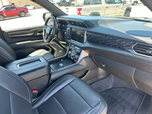 Used 2023 GMC Yukon Denali AWD/4WD image 33