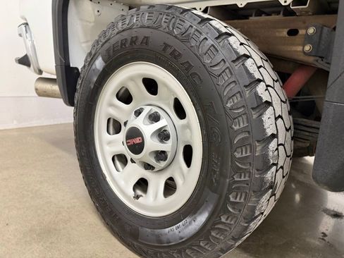 Certified 2024 GMC Sierra 3500 Pro w/ Convenience Package image 14