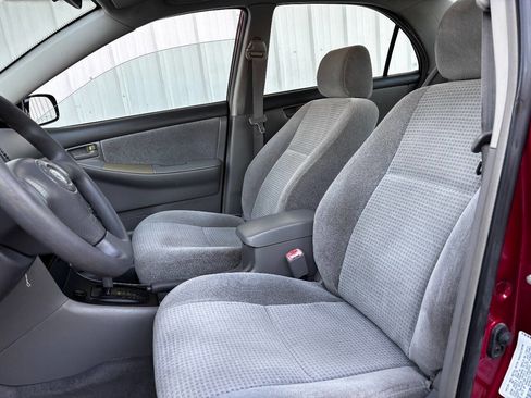 Used 2006 Toyota Corolla CE image 9