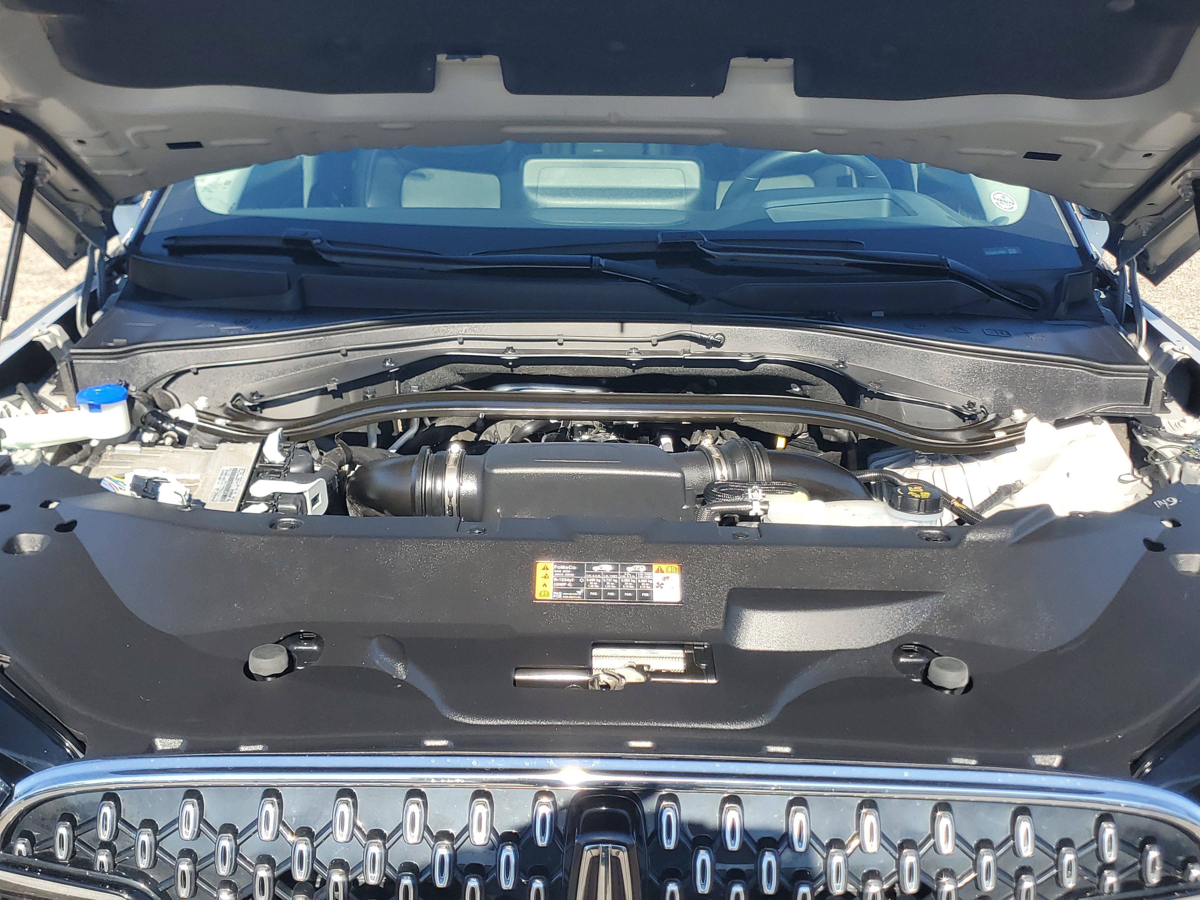 Used 2025 Lincoln Aviator Reserve w/ Equipment Group 201A AWD/4WD image 8