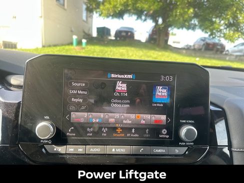 Certified 2025 Nissan Pathfinder SV w/ SV Premium Package FWD image 17