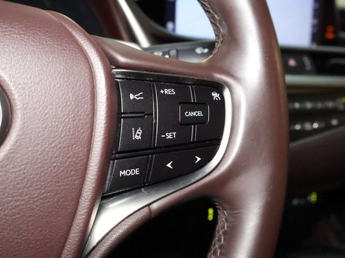 Used 2019 Lexus ES 350 w/ Premium Package FWD image 22
