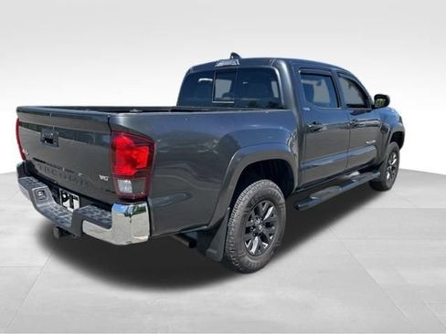 Used 2023 Toyota Tacoma SR5 AWD/4WD image 5