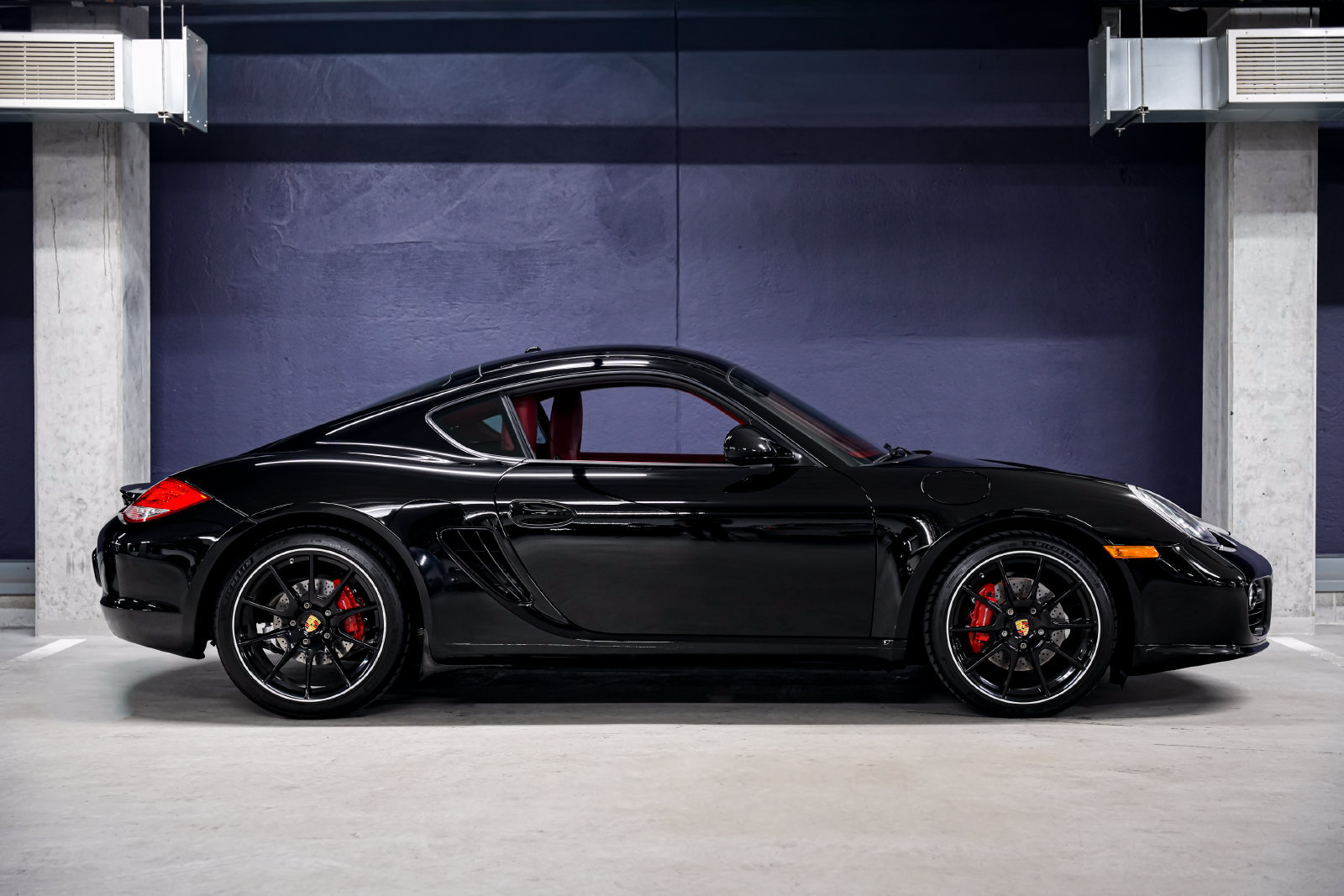 Used 2011 Porsche Cayman S RWD image 2