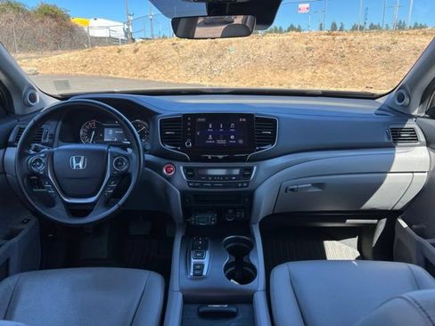 Used 2023 Honda Ridgeline RTL image 10