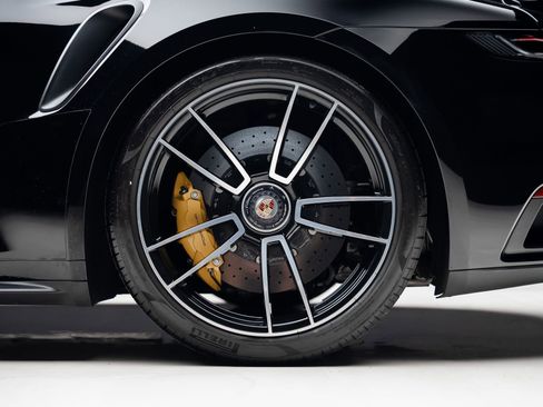 Used 2022 Porsche 911 Turbo S image 22