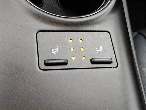 Used 2023 Toyota Camry XSE image 14