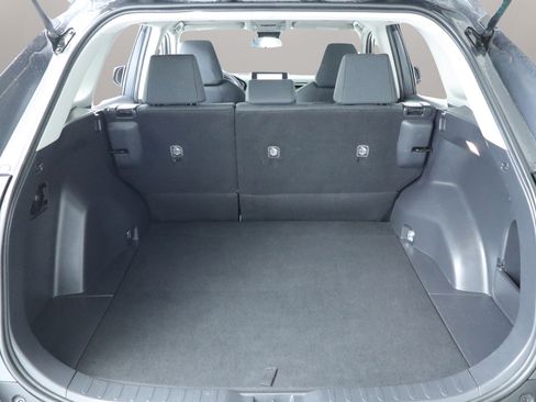 Used 2024 Toyota RAV4 LE AWD/4WD image 25