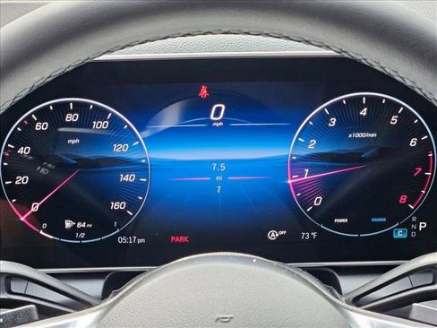 Used 2026 Mercedes-Benz GLC 300 image 11