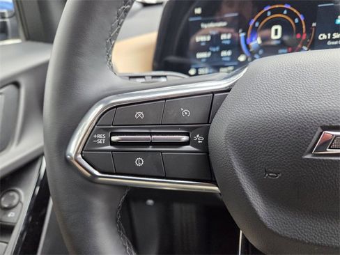 New 2026 Chevrolet Equinox ACTIV w/ LPO, Floor Liner Package image 24