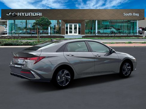 New 2026 Hyundai Elantra Sport image 8