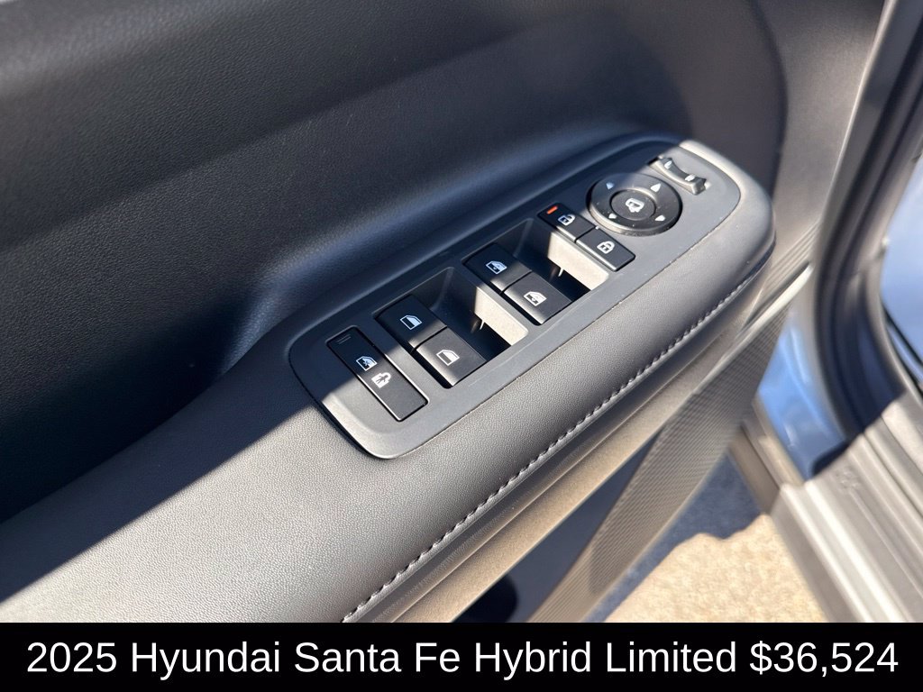 Used 2025 Hyundai Santa Fe Limited FWD image 12