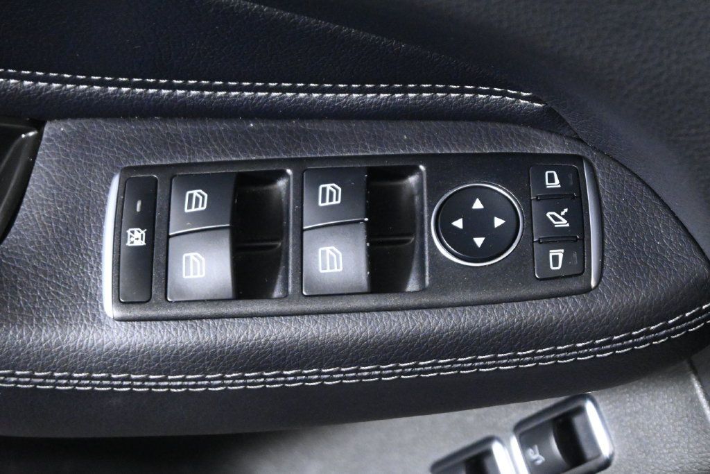 Used 2017 Mercedes-Benz GLS 450 4MATIC image 27