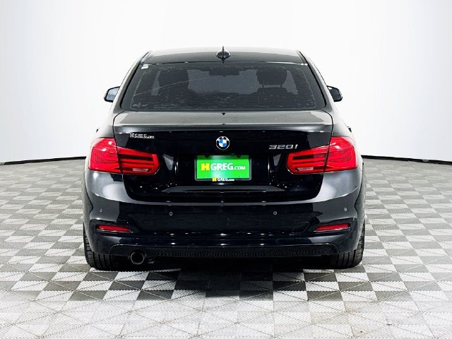 Used 2016 BMW 320i Sedan w/ Driver Assistance Package RWD image 7