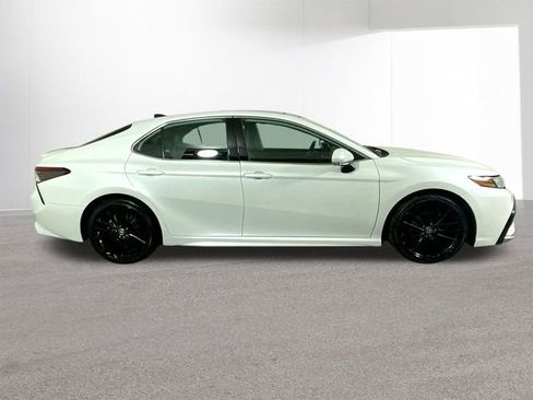 Used 2021 Toyota Camry XSE image 35