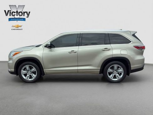 Used 2015 Toyota Highlander Limited Platinum AWD/4WD image 4