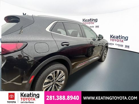 Used 2024 Buick Envision Preferred AWD/4WD image 2