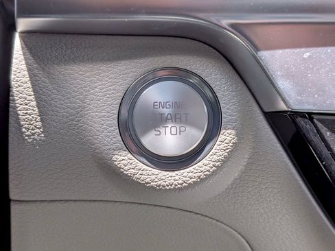 Used 2024 Kia Telluride SX Prestige AWD/4WD image 41