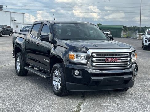 Certified 2018 GMC Canyon SLE w/ SLE Convenience Package RWD image 1