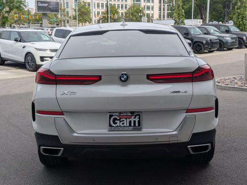 Used 2021 BMW X6 xDrive40i w/ Executive Package 2 AWD/4WD image 4