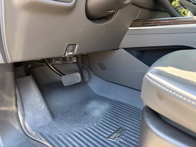Certified 2026 Cadillac Escalade Luxury w/ Touring Package AWD/4WD image 27