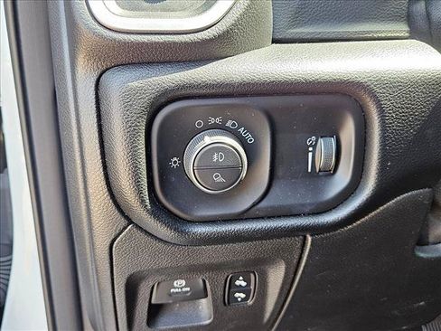 Used 2021 RAM 1500 Lone Star RWD image 21