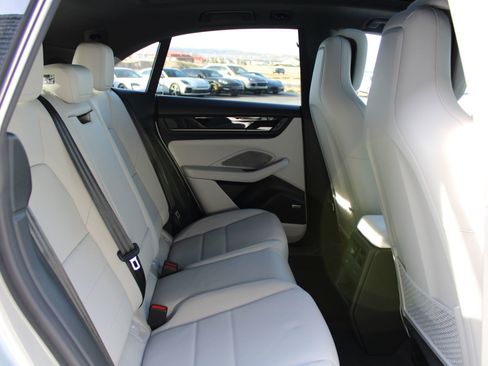 Certified 2024 Porsche Macan 4 Electric image 21