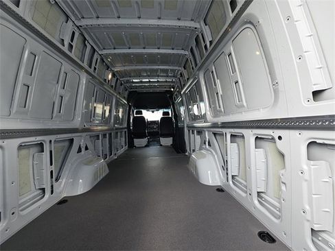 New 2025 Mercedes-Benz Sprinter 2500 image 19