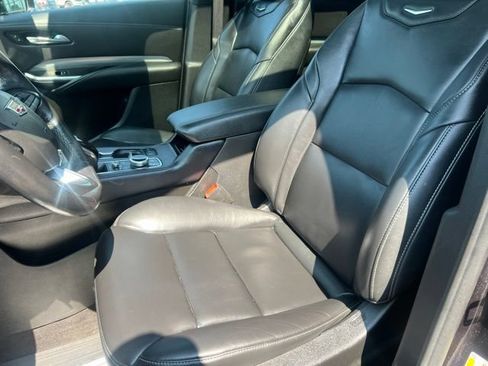 Used 2023 Cadillac XT4 Premium Luxury w/ Cold Weather Package AWD/4WD image 24