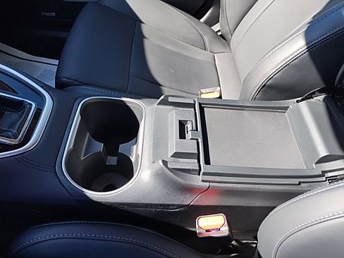 Certified 2025 Subaru Outback Limited image 34