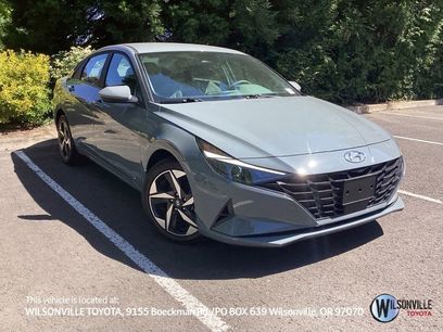 Used 2023 Hyundai Elantra SEL w/ Convenience Package