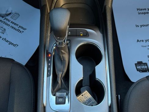 Used 2024 Chevrolet Malibu LT image 37