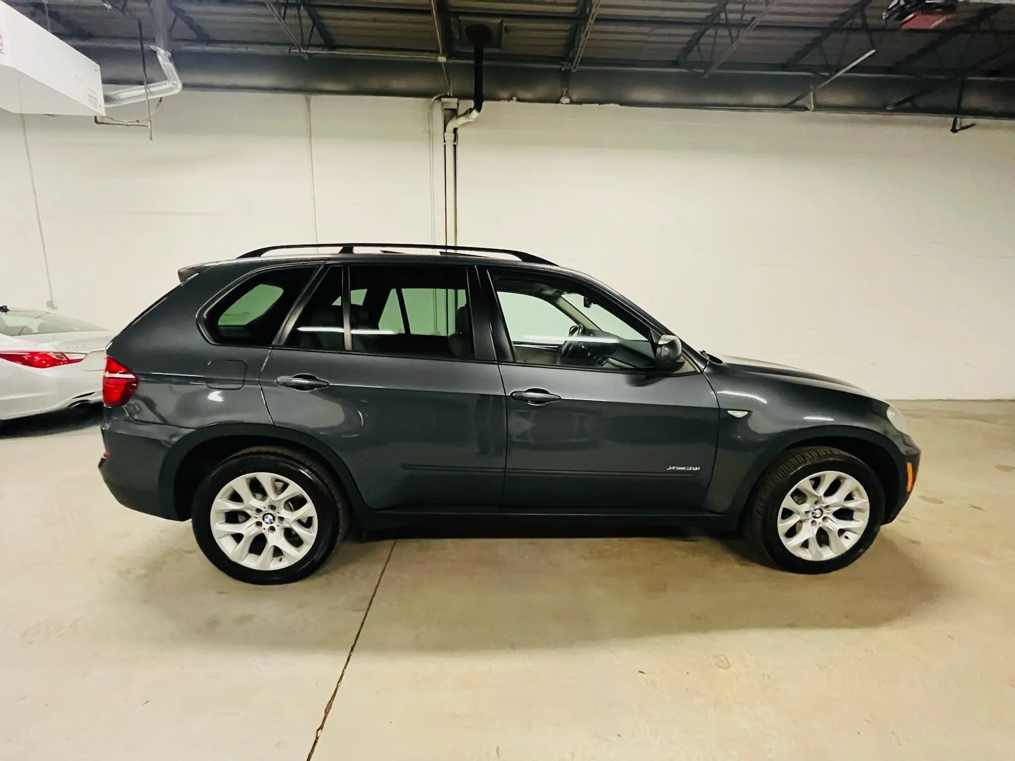 Used 2013 BMW X5 xDrive35i AWD/4WD image 9