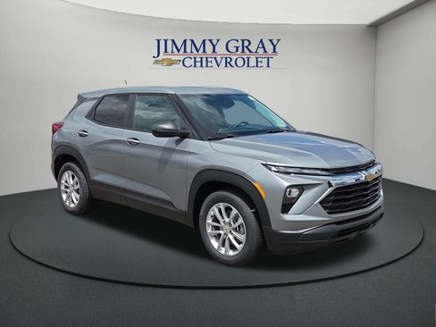 New 2026 Chevrolet TrailBlazer LS w/ LS Convenience Package FWD image 7