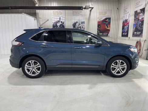 Used 2016 Ford Edge Titanium w/ Technology Package image 9