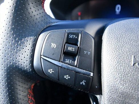 Used 2025 Ford Escape ST-Line AWD/4WD image 40