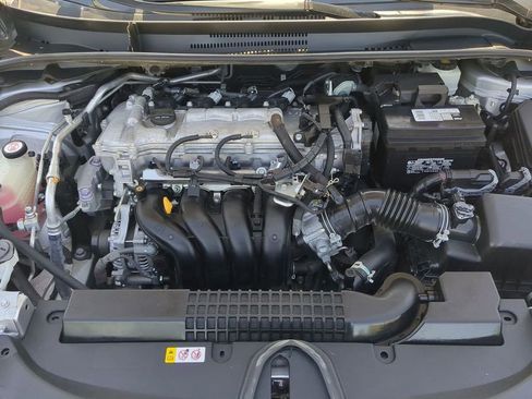 Used 2021 Toyota Corolla LE FWD image 29