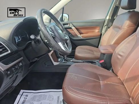 Used 2017 Subaru Forester 2.5i Touring AWD/4WD image 9