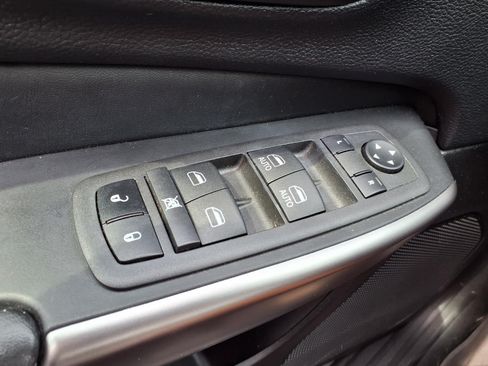 Used 2022 Jeep Cherokee Latitude Lux w/ Sun & Sound Group FWD image 20