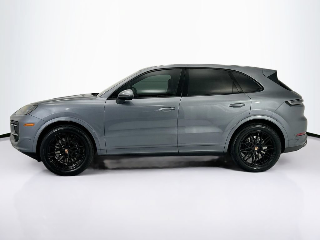 Used 2026 Porsche Cayenne AWD/4WD image 2